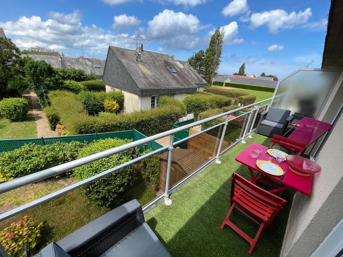 Appartement Charmant Studio Au Calme à Courseulles-sur-Mer Extérieur photo