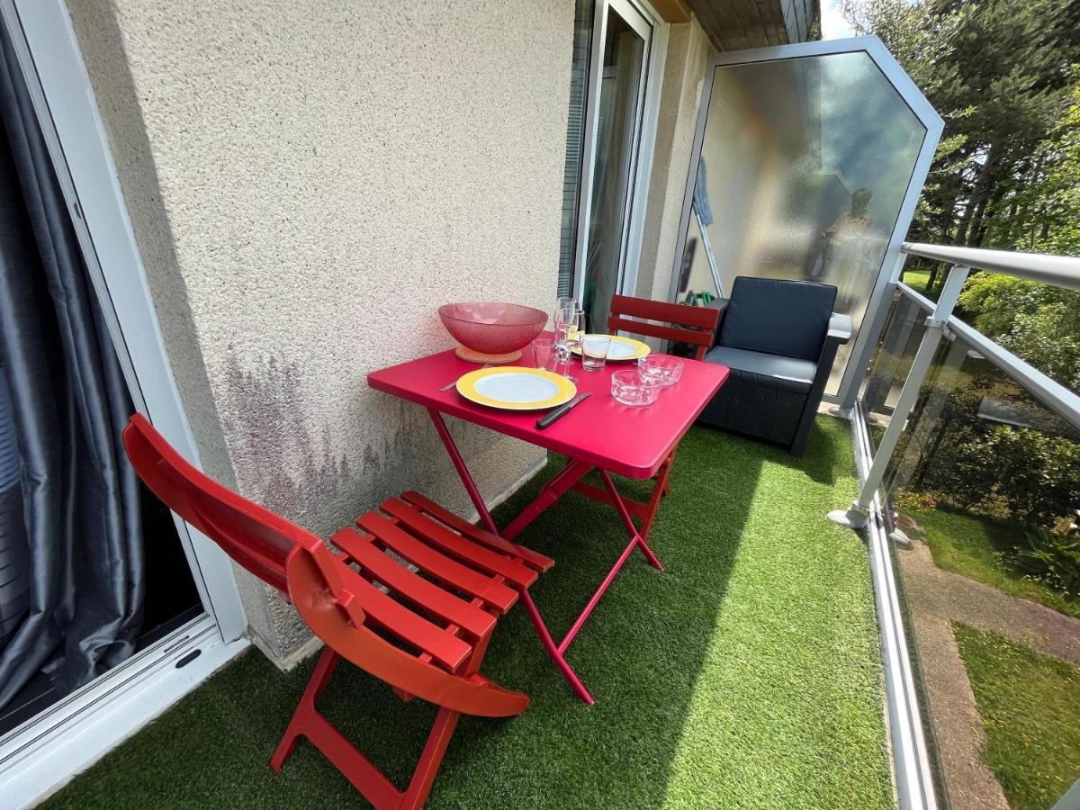 Appartement Charmant Studio Au Calme à Courseulles-sur-Mer Extérieur photo